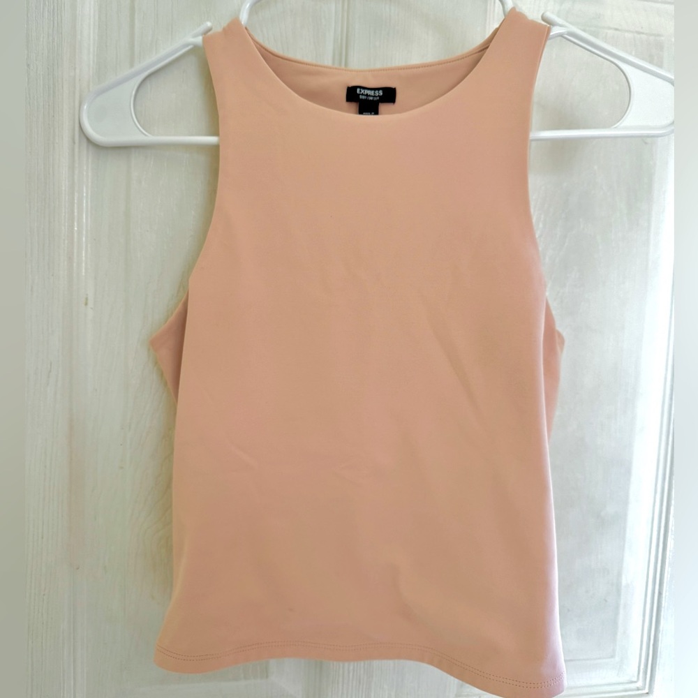 Express body contour tank